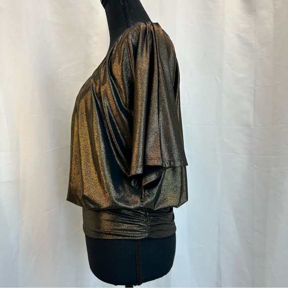 SEDUCTION metallic gold short sleeve ruched crisscross back blouse Sz S - Picture 3 of 10